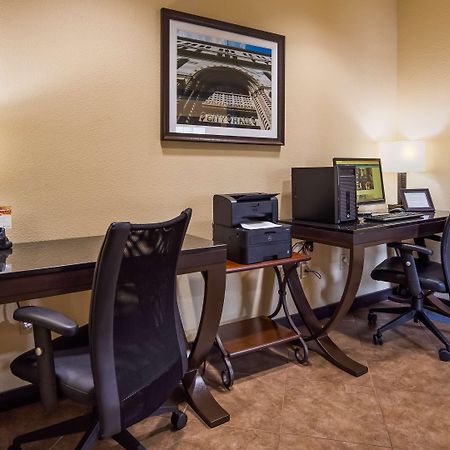 Best Western Windsor Pointe Hotel & Suites-At&T Center Сан-Антонио Экстерьер фото